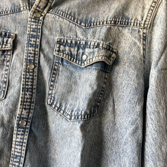Wild Fable Acid Wash Denim Long Sleeve Pearl Snap Shirt Womens Sz. Large 80's - Picture 3 of 11